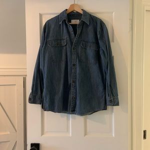 Aritzia TNA oversized denim button down shirt in size 1.